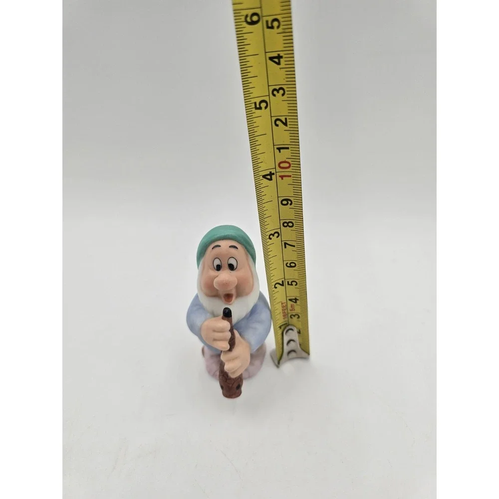 Walt Disney Snow White and the Seven Dwarfs Sneezy Porcelain Figurine